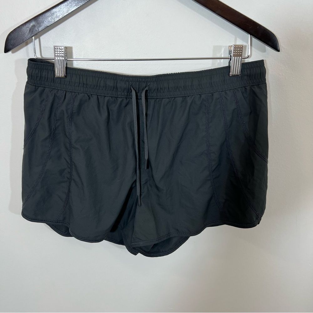 Athleta Record Time MicrofiberβAthletic Shorts Gray | Size M